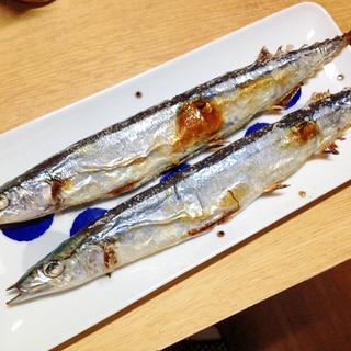 ふっくらお魚ロースターで秋刀魚丸ごと塩焼き